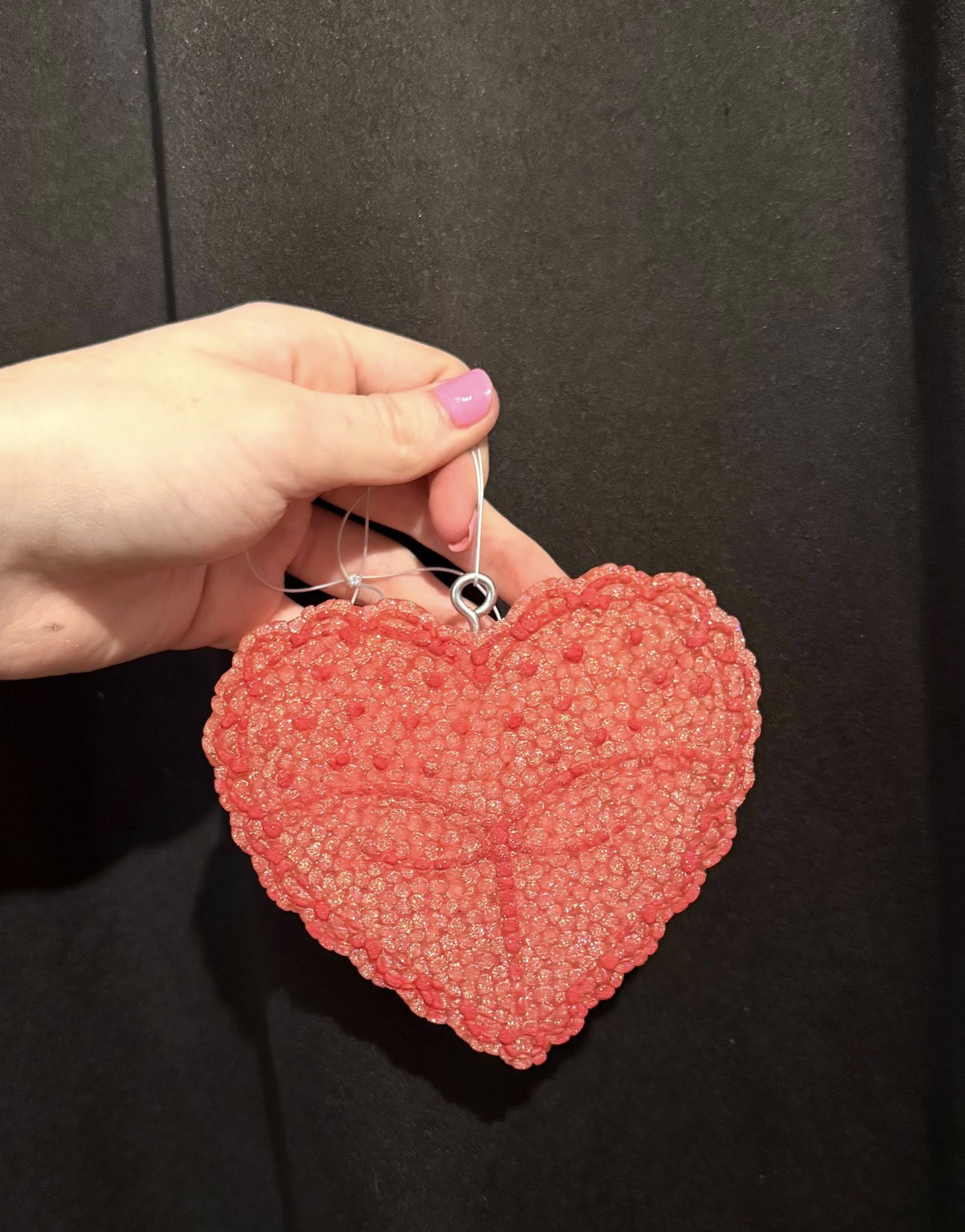Ambientador trasero en forma de corazón