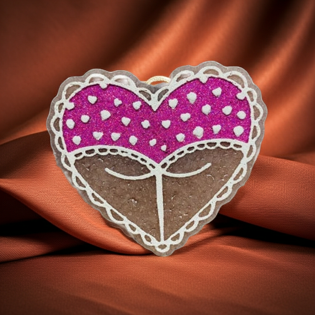 Ambientador trasero en forma de corazón
